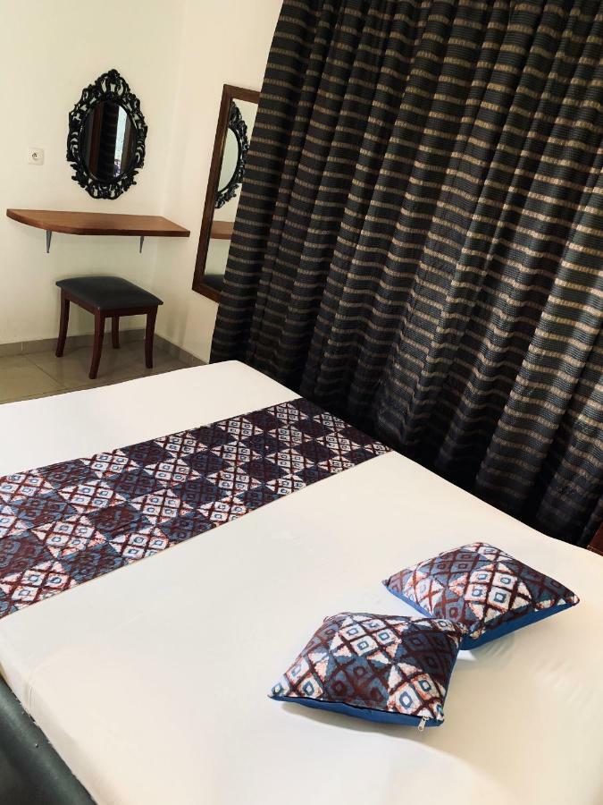Résidence Bertille Abidjan Cocody Extérieur photo