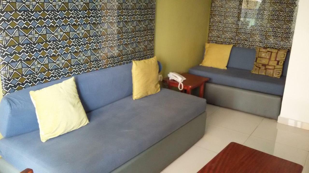 Résidence Bertille Abidjan Cocody Extérieur photo