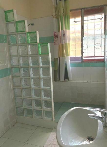 Résidence Bertille Abidjan Cocody Extérieur photo